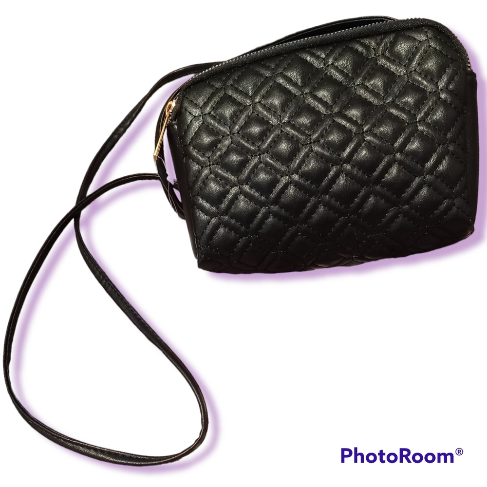 Black Vegan Leather Quilted Shoulder/Crossbody Bag NWT